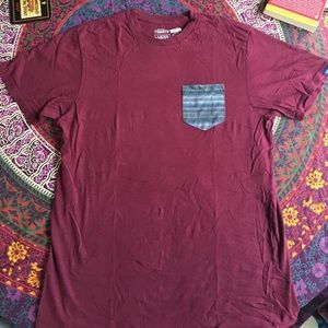 Vans burgundy front pocket tee